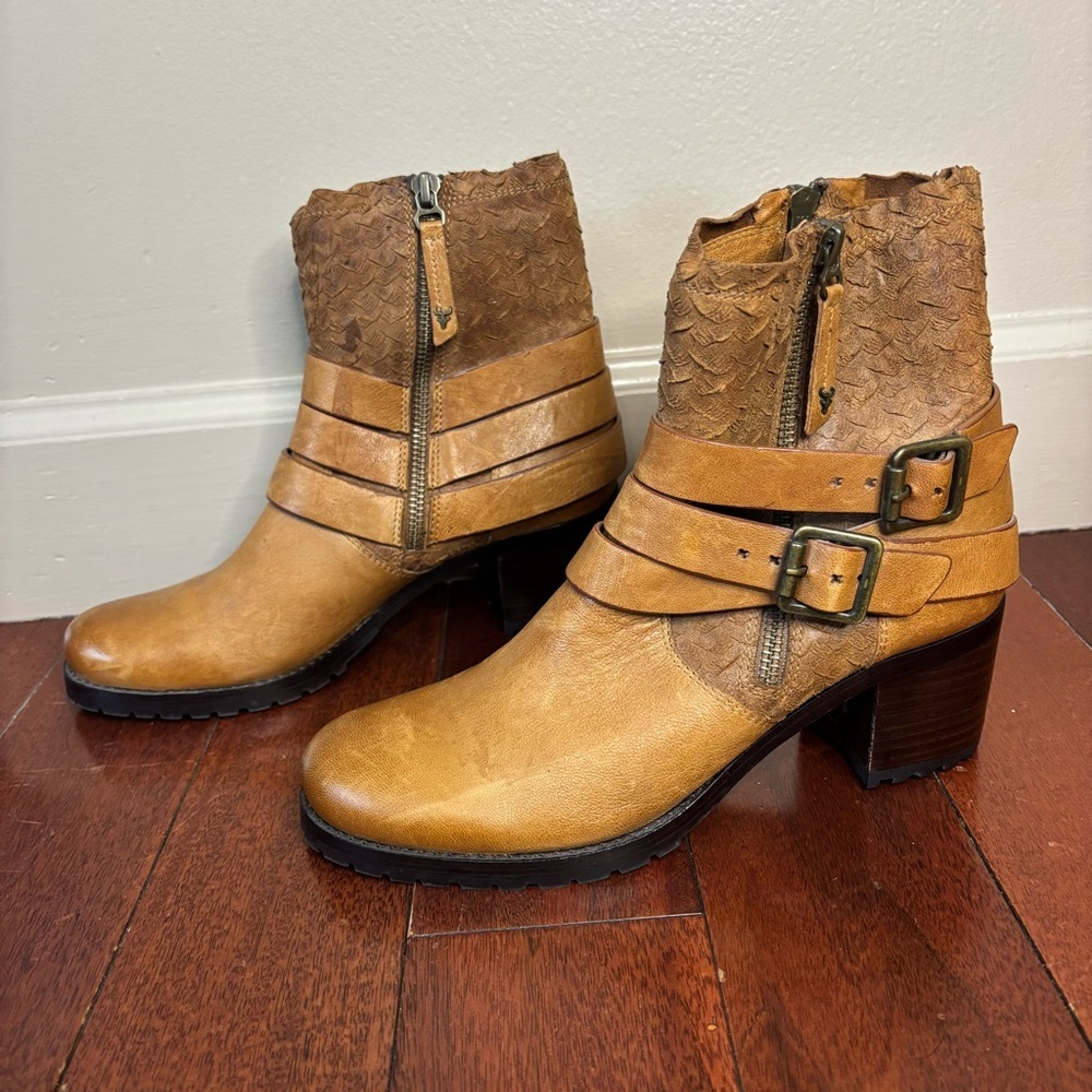 H.S. Trask 7M Leather Mallory Boot Block Heel Ankle Booties Brown - Picture 3 of 10